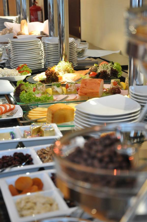 Piramida Park Hotel & Wellness تخه المظهر الخارجي الصورة
